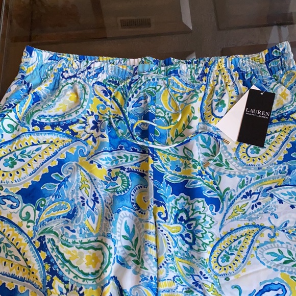 Lauren Ralph Lauren
Paisley Crepe de Chine Wide-Leg Drawstring Pants - Picture 8 of 15